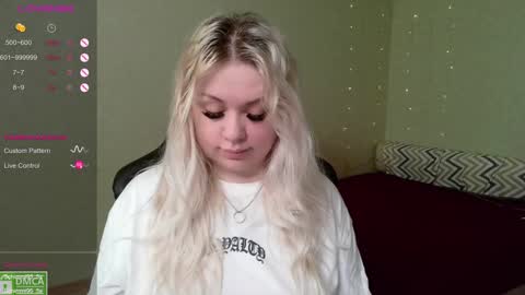 chloue and Gretta online show from December 21, 2024, 8:18 am