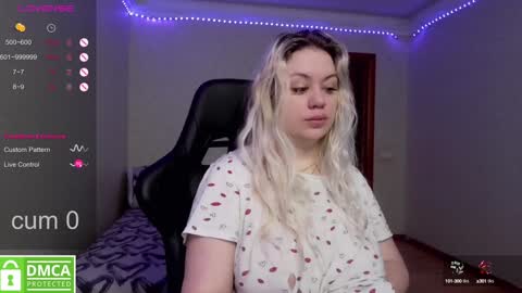 chloue and Gretta online show from February 8, 2025, 8:09 am