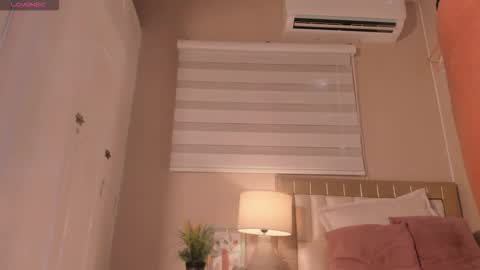 Snapshot of _emily__cb chatting on January 7, 2026, 1:13 pm Hi Im Emily online show from January 7, 2026, 1:13 pm