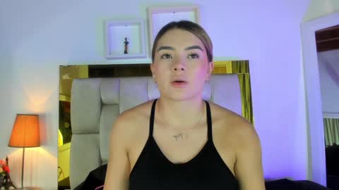 Isabella online show from January 30, 2025, 12:06 pm