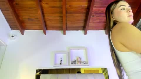 Isabella online show from February 13, 2025, 12:11 pm