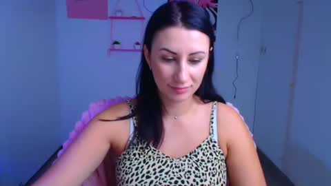 Emma online show from October 23, 2025, 11:53 am