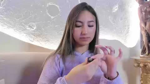 _emmawalka online show from September 23, 2025, 9:51 pm