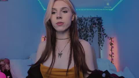 Eva online show from October 18, 2025, 6:48 am