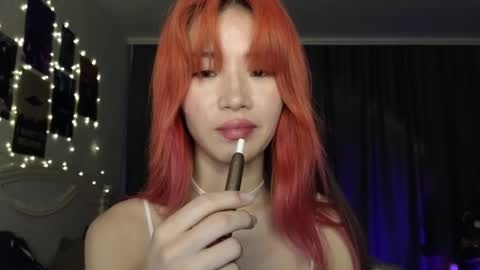 EveEva online show from January 21, 2025, 4:21 am