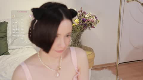 Snapshot of _female_essence_ chatting on December 21, 2024, 3:03 am Essie online show from December 21, 2024, 3:03 am