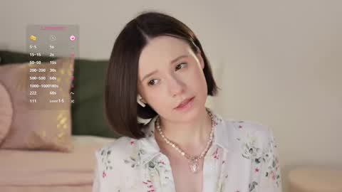 Snapshot of _female_essence_ chatting on March 1, 2025, 10:13 am Essie online show from March 1, 2025, 10:13 am