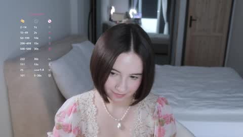 Snapshot of _female_essence_ chatting on May 20, 2026, 5:08 pm Essie online show from May 20, 2026, 5:08 pm