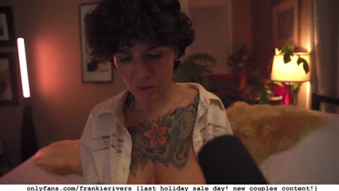 Snapshot of _frankie_rivers chatting on December 4, 2025, 3:27 am Frankie Rivers allmylinks online show from December 4, 2025, 3:27 am