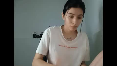 Mia-foster online show from February 17, 2025, 3:36 am