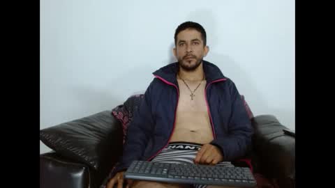 Snapshot of _grasshopper chatting on March 4, 2026, 8:20 am _grasshopper online show from March 4, 2026, 8:20 am