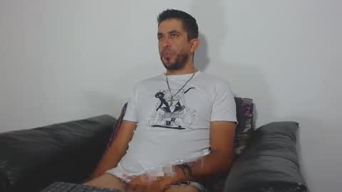 Snapshot of _grasshopper chatting on March 9, 2026, 2:26 am _grasshopper online show from March 9, 2026, 2:26 am