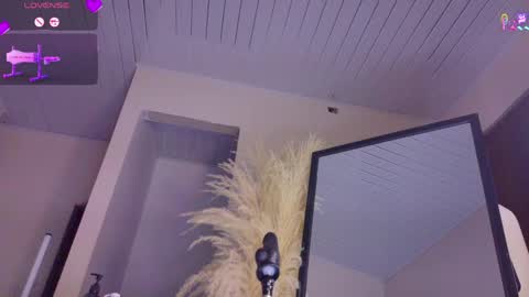 Gretta online show from April 8, 2026, 8:20 pm