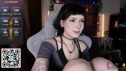 Tori online show from April 13, 2026, 8:53 am