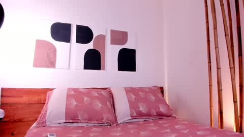 Hanna johnson online show from January 4, 2025, 9:32 am