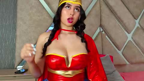 _hannahst online show from October 31, 2025, 12:55 am