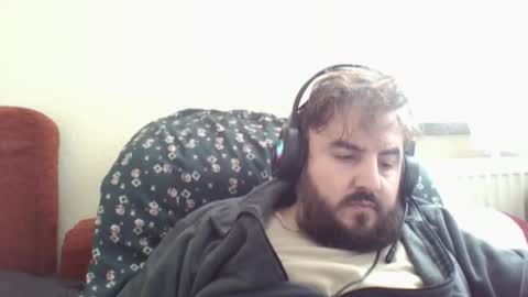  hasanhz.  online show from December 15, 2025, 7:34 am