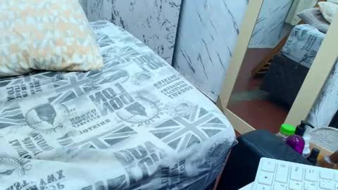 Danniela online show from April 15, 2026, 9:15 pm