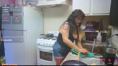 Snapshot of _hott_exxxwife chatting on May 4, 2026, 9:55 pm YOUR FUTURE EXXXWIFE online show from May 4, 2026, 9:55 pm