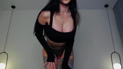 Mary online show from December 23, 2024, 3:55 pm