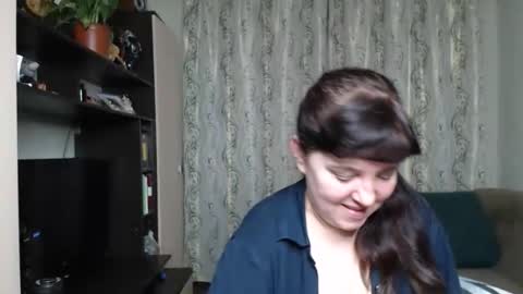 Snapshot of _illusion_ chatting on November 25, 2025, 5:18 am Illusion online show from November 25, 2025, 5:18 am