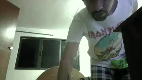 _iluvatar_ online show from March 6, 2026, 10:17 pm