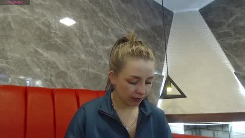 Isa online show from February 6, 2025, 11:10 am