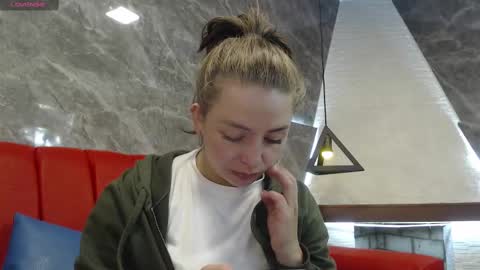 Isa online show from February 9, 2025, 2:40 pm