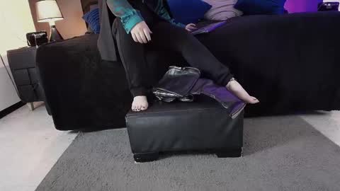 Miss Jade online show from March 20, 2026, 11:37 am