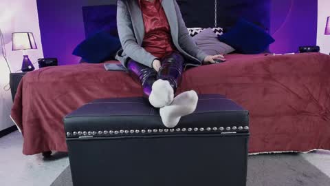 Miss Jade online show from April 3, 2026, 11:41 am