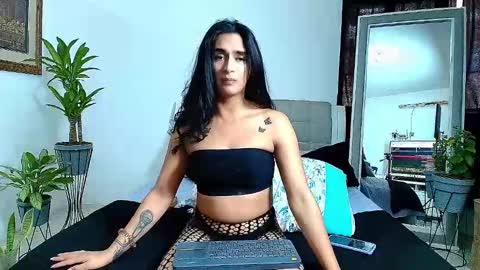 Jade  online show from December 2, 2024, 6:10 pm