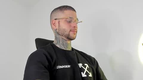 jeison online show from September 30, 2025, 2:05 am