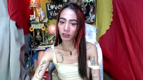  Maria  online show from December 18, 2025, 2:23 pm