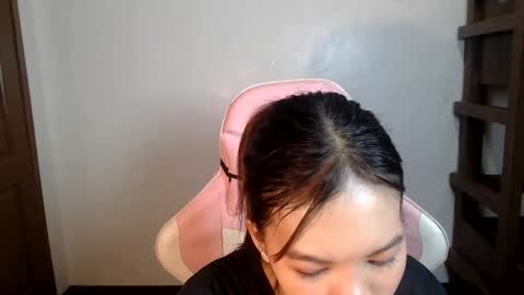 Jen online show from June 5, 2026, 6:46 pm