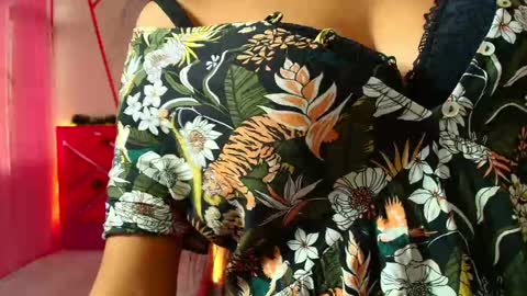 Jesica online show from December 12, 2024, 8:43 pm