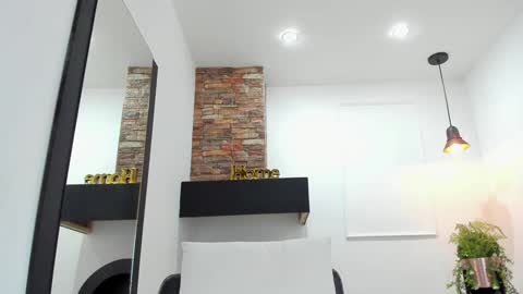    online show from February 1, 2025, 10:34 pm