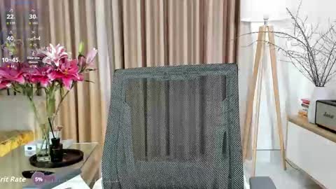 _joliie_ online show from February 24, 2026, 7:39 am