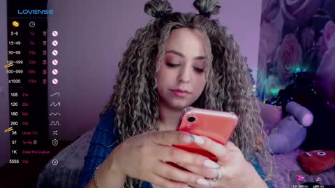 _just_a_queen_3 online show from January 18, 2025, 7:15 pm