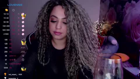 _just_a_queen_3 online show from February 21, 2025, 8:49 pm