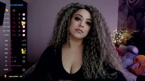 _just_a_queen_3 online show from March 5, 2025, 6:12 pm