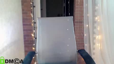  karolina online show from January 24, 2025, 6:35 pm