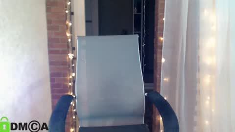  karolina online show from February 26, 2025, 3:19 pm