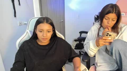 khloe sweet online show from March 2, 2026, 8:04 pm