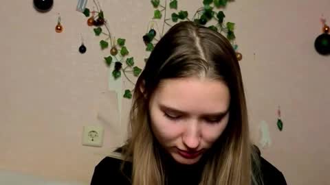 Snapshot of _kikiclark_ chatting on January 31, 2026, 8:51 pm _kikiclark_ online show from January 31, 2026, 8:51 pm