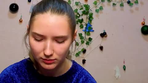 Snapshot of _kikiclark_ chatting on February 11, 2026, 9:20 pm _kikiclark_ online show from February 11, 2026, 9:20 pm