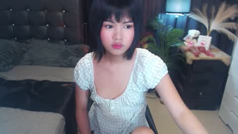 Snapshot of _kittyk7 chatting on February 23, 2026, 6:55 am bugrang online show from February 23, 2026, 6:55 am