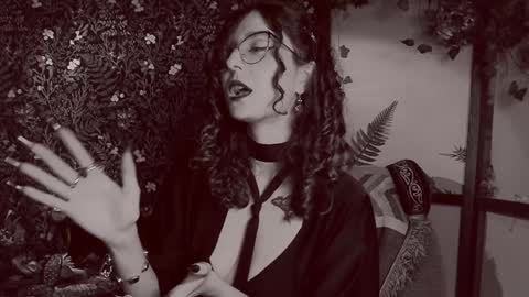 Lady Luna online show from December 27, 2024, 3:20 am