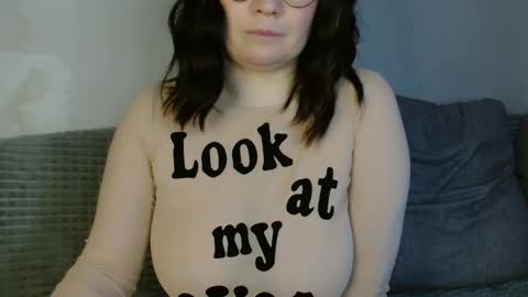 Snapshot of _lalilu_ chatting on January 16, 2025, 6:03 am _lalilu_ online show from January 16, 2025, 6:03 am