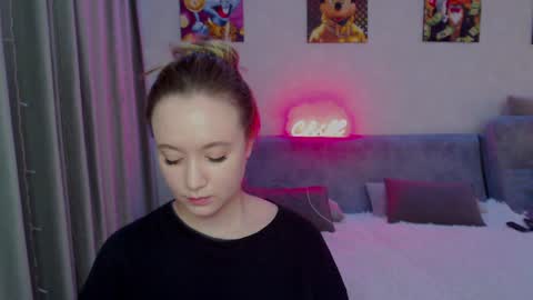 _lalune_ online show from December 26, 2024, 12:36 am