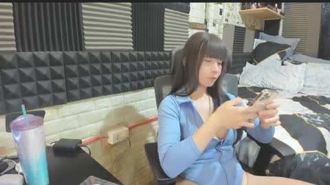 lexie online show from March 31, 2026, 4:46 am